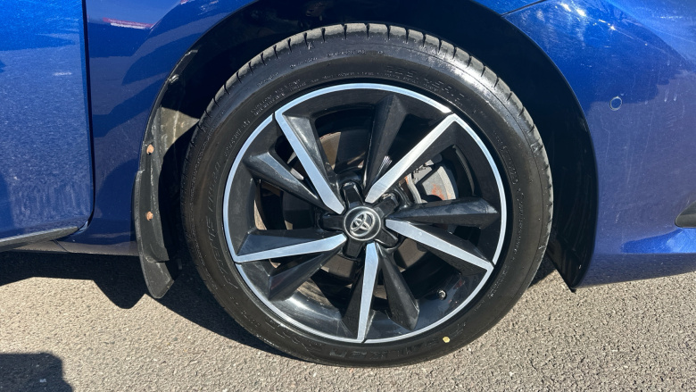 Toyota Auris 1.8 Hybrid Design TSS 5dr CVT [Nav] Hybrid Hatchback